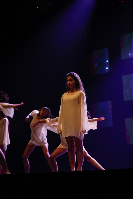 Tribe Dance Hold Your Dream 